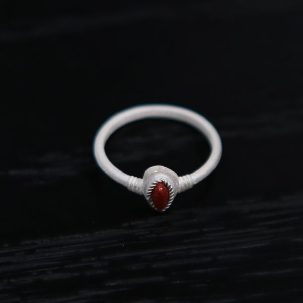 OLIO E ACETO Sterling Silver Lapis Lazuli/Red Snake Skin Jade Flower Ring OLIO-OA13F08-YH Red